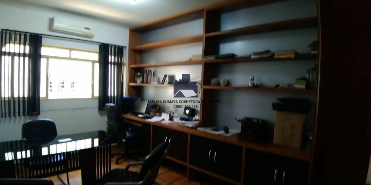 Casa com 3 quartos à venda, 750m² — foto 9 de 28