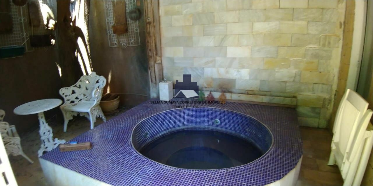 Casa com 3 quartos à venda, 750m² — foto 10 de 28