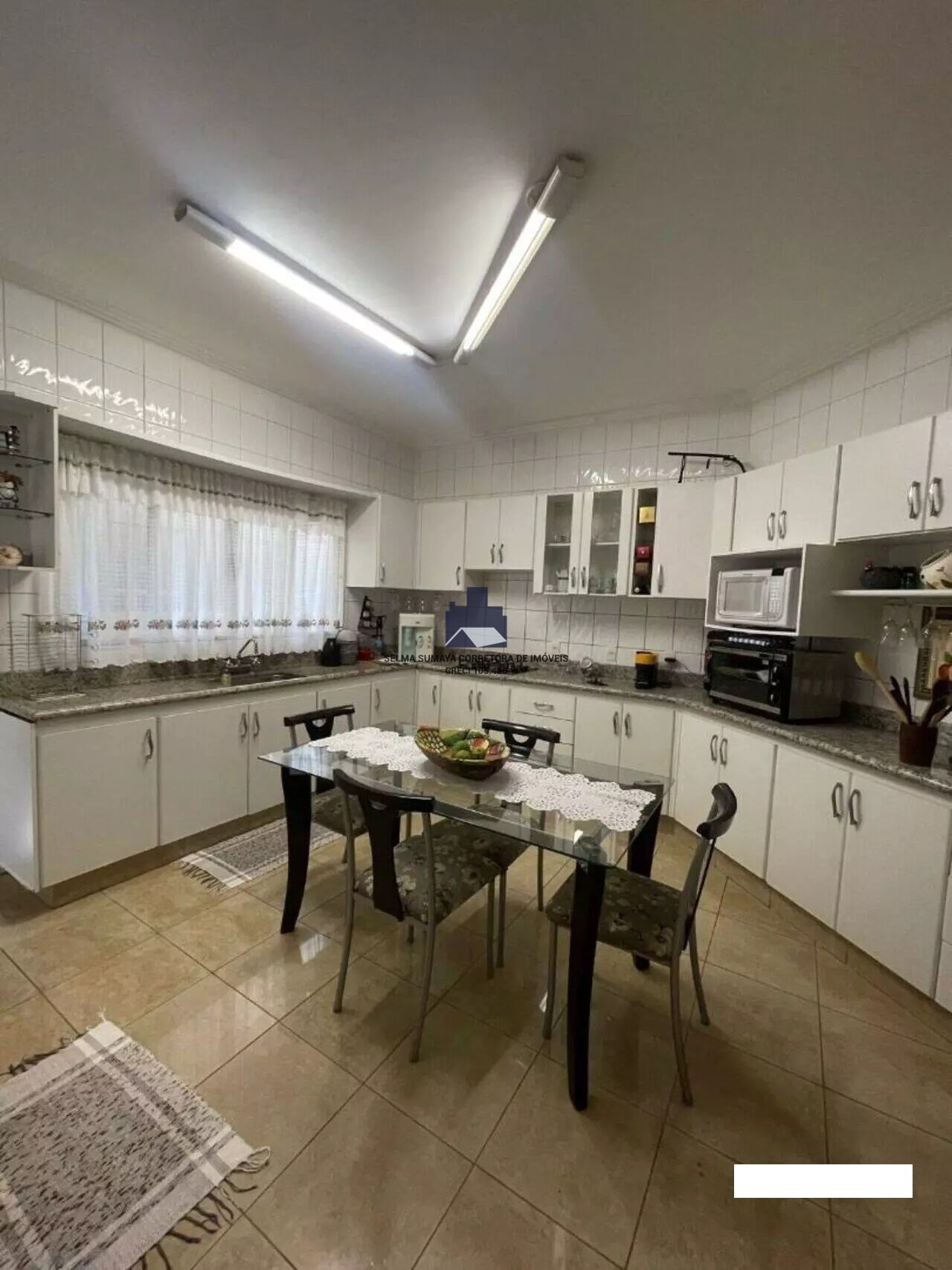 Casa com 3 quartos à venda, 340m² — foto 20 de 25