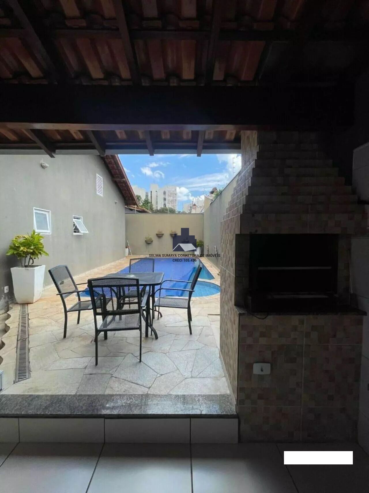 Casa com 3 quartos à venda, 340m² — foto 8 de 25