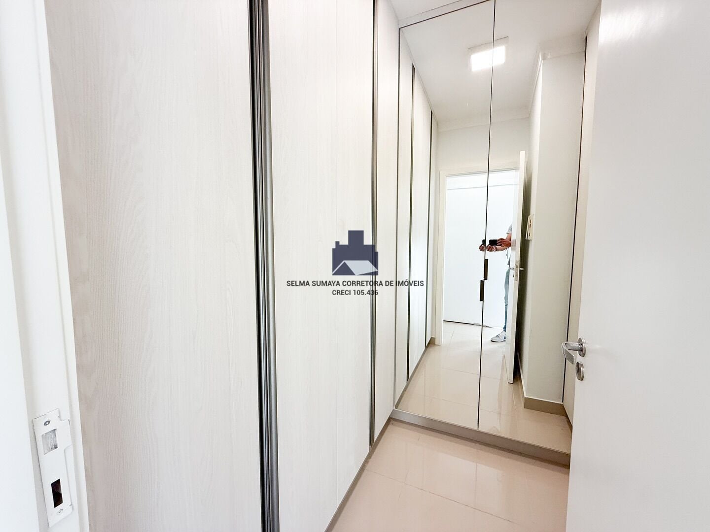 Casa de Condomínio com 4 quartos à venda, 320m² — foto 15 de 20