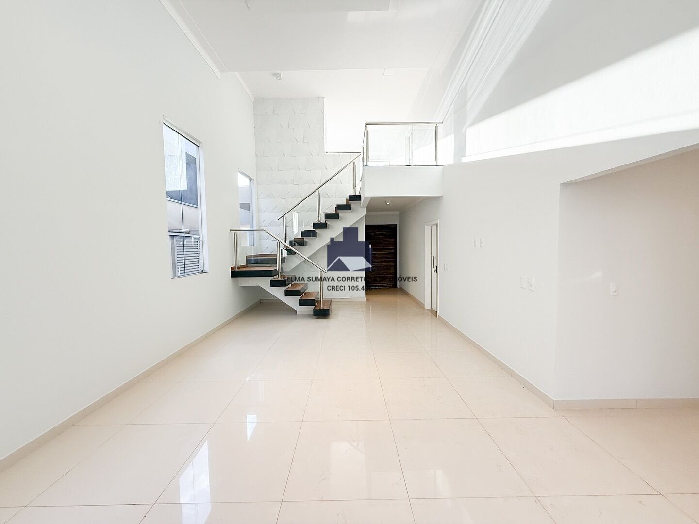 Casa de Condomínio com 4 quartos à venda, 320m² — foto 4 de 20