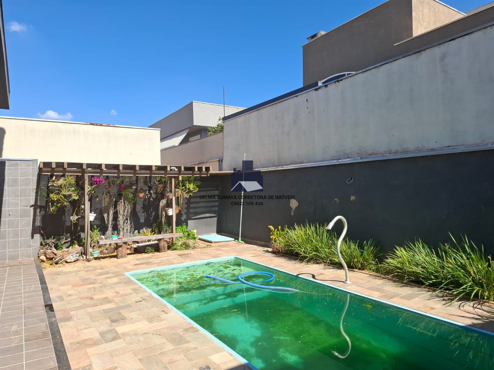 Casa de Condomínio com 4 quartos à venda, 260m² — foto 4 de 27