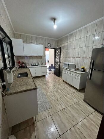 Casa com 3 quartos à venda, 160m² — foto 11 de 16