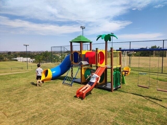 Terreno / Lote / Condomínio à venda, 225m² — foto 18 de 19