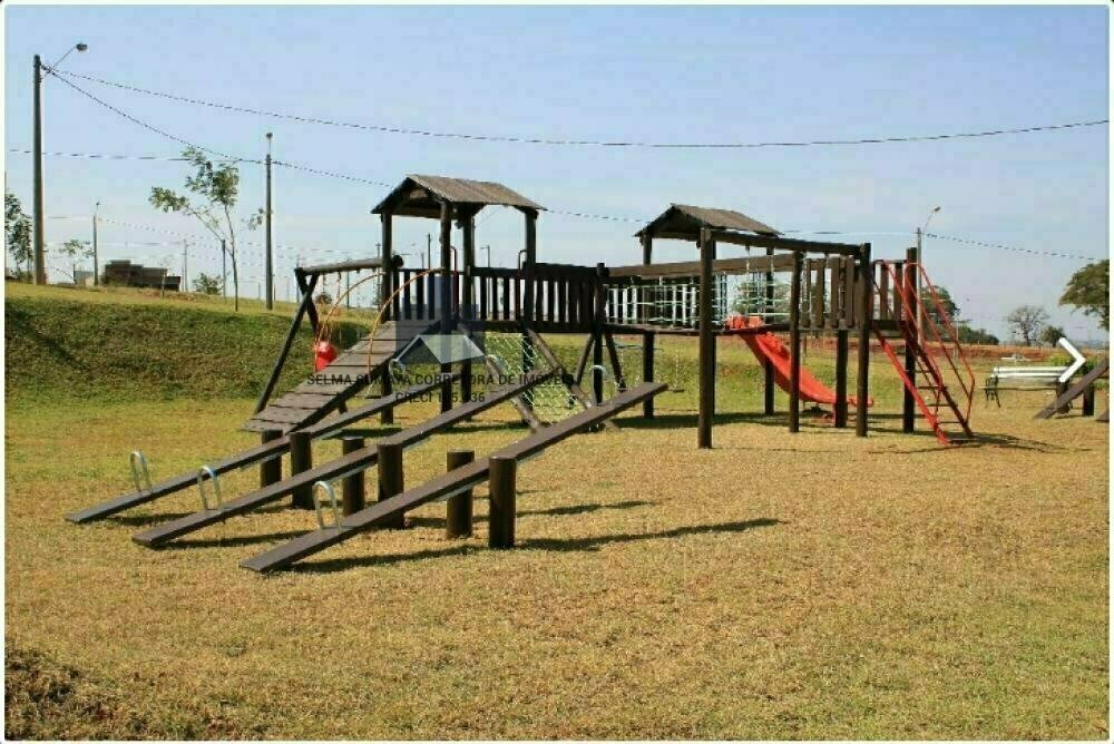 Terreno / Lote / Condomínio à venda, 220m² — foto 13 de 15