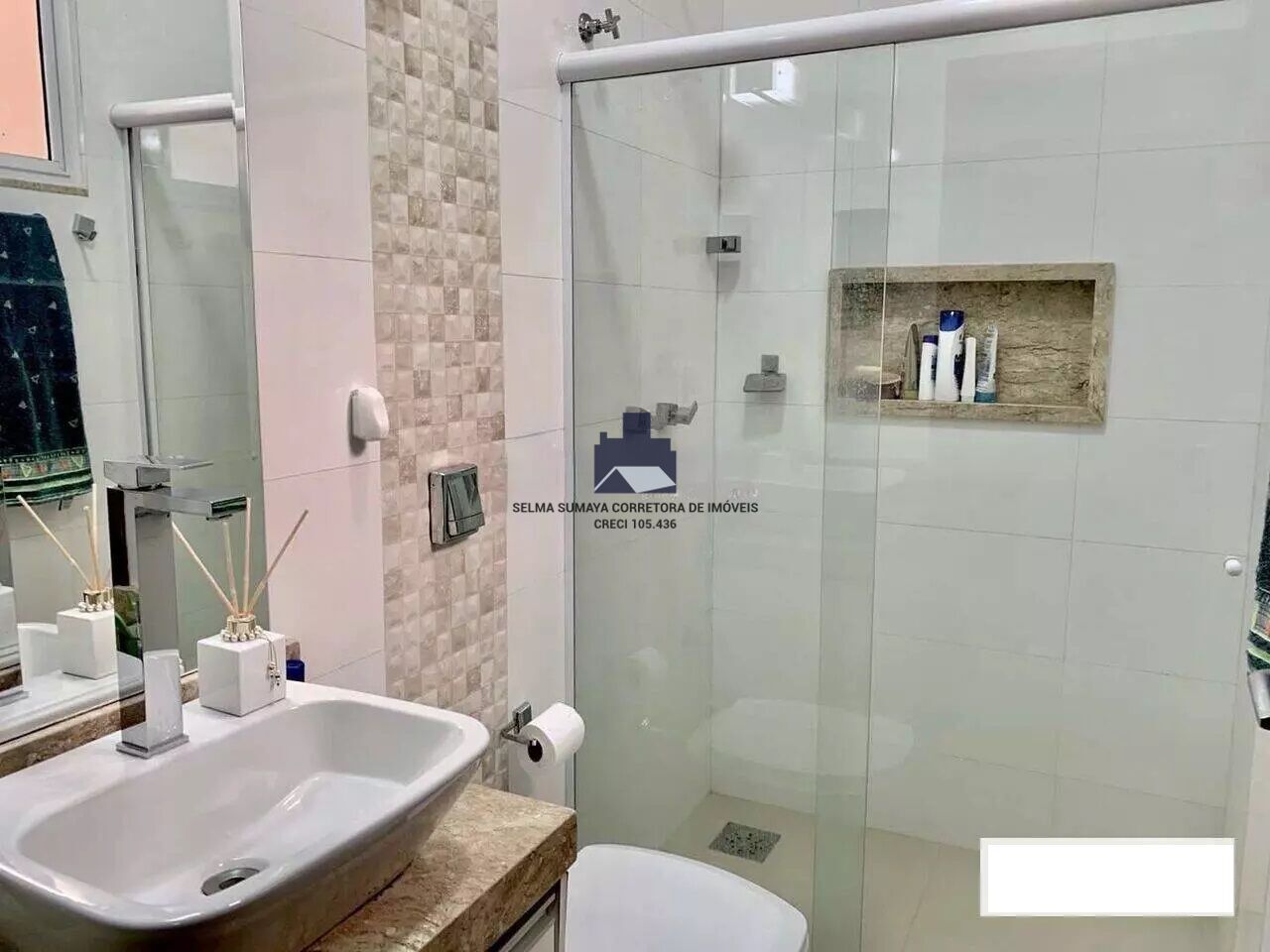 Casa de Condomínio com 3 quartos à venda, 210m² — foto 9 de 22