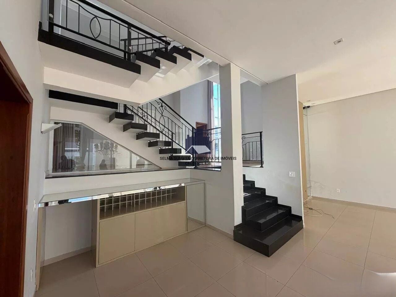 Casa de Condomínio com 4 quartos à venda, 337m² — foto 5 de 22