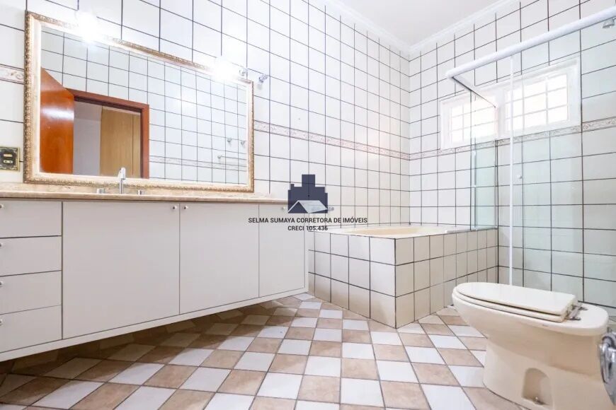 Casa com 4 quartos à venda, 340m² — foto 10 de 16