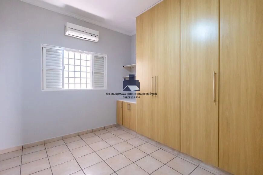 Casa com 4 quartos à venda, 340m² — foto 11 de 16