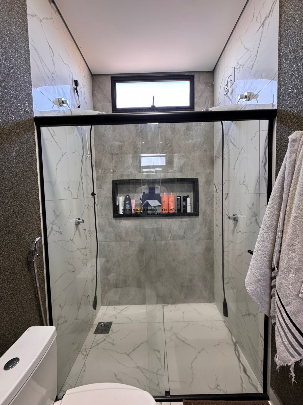 Casa com 4 quartos à venda, 280m² — foto 17 de 27