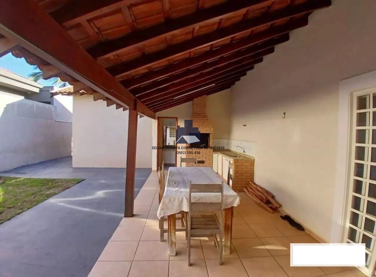 Casa com 3 quartos à venda, 210m² — foto 4 de 12