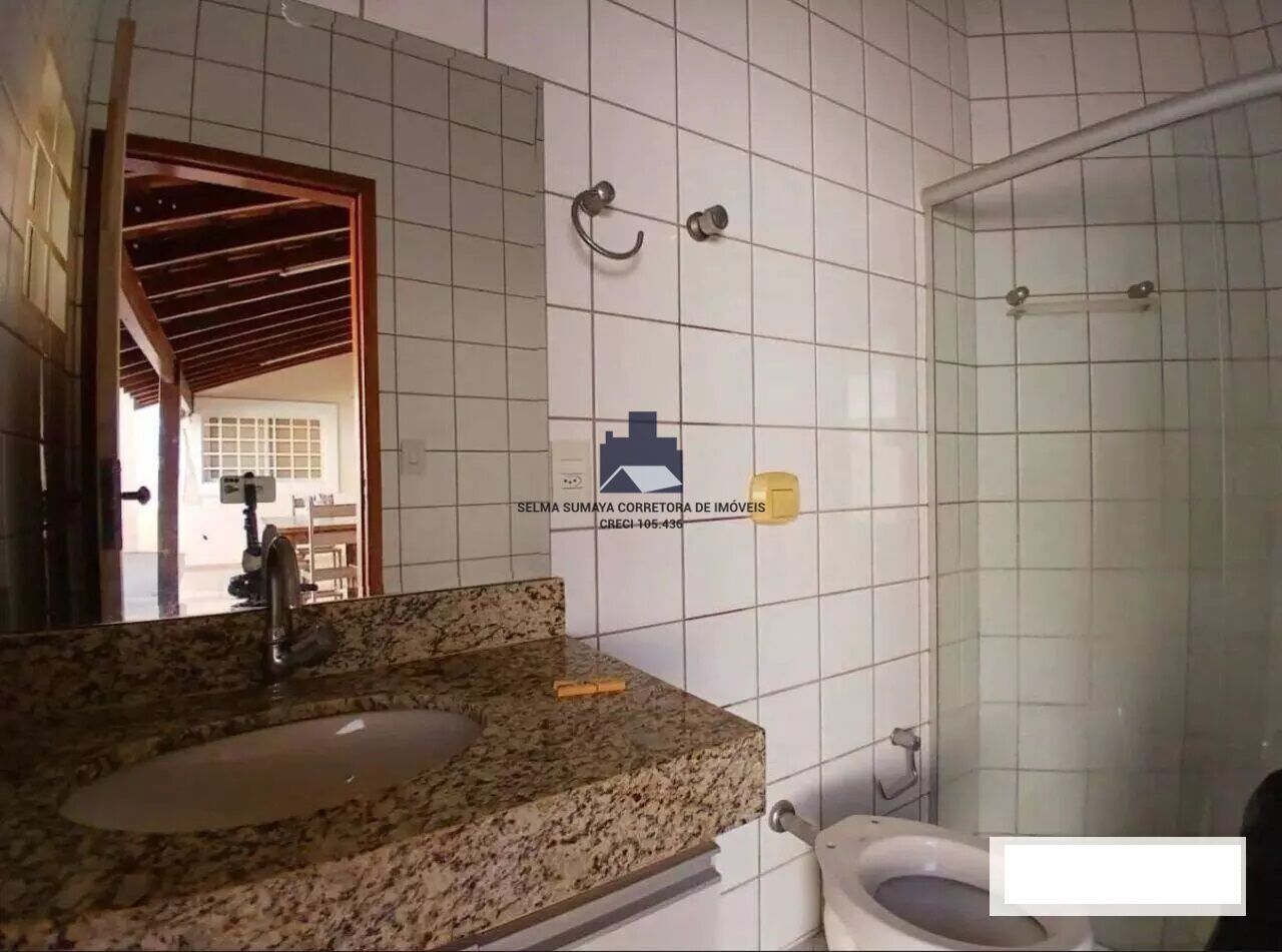 Casa com 3 quartos à venda, 210m² — foto 10 de 12