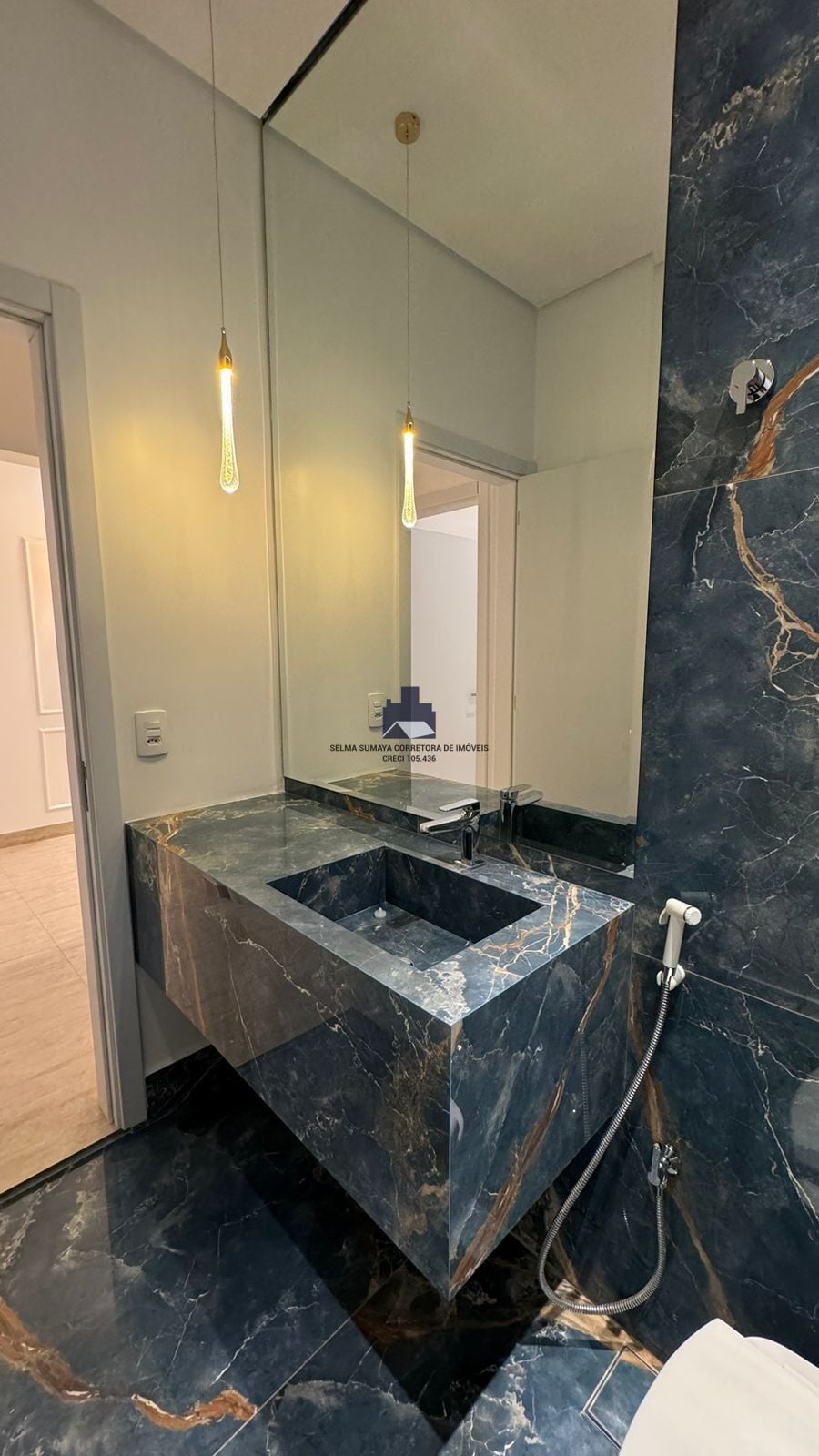 Casa de Condomínio com 3 quartos à venda, 223m² — foto 8 de 15