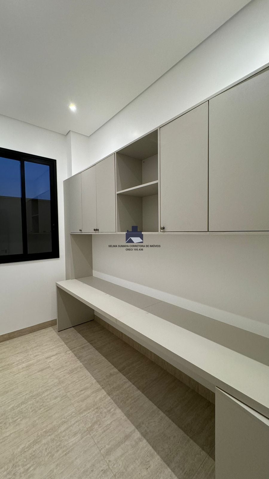 Casa de Condomínio com 3 quartos à venda, 223m² — foto 9 de 15