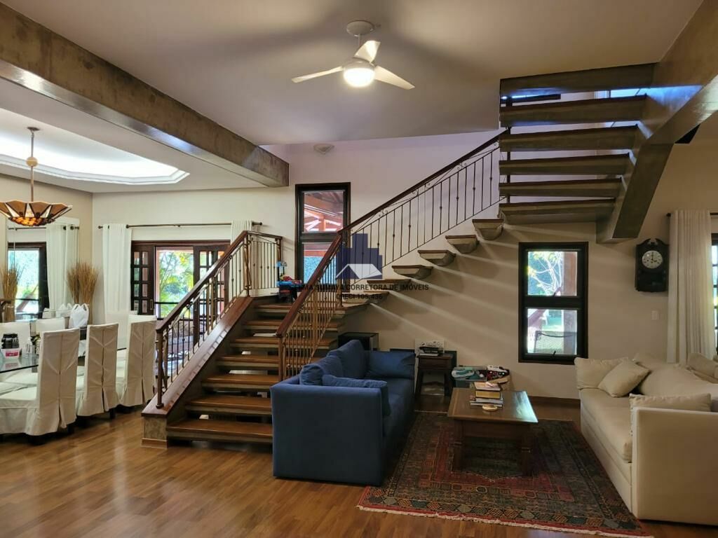 Casa de Condomínio com 4 quartos à venda, 460m² — foto 9 de 11