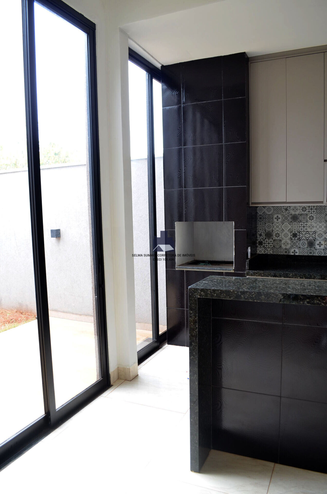 Casa de Condomínio com 3 quartos à venda, 160m² — foto 8 de 34