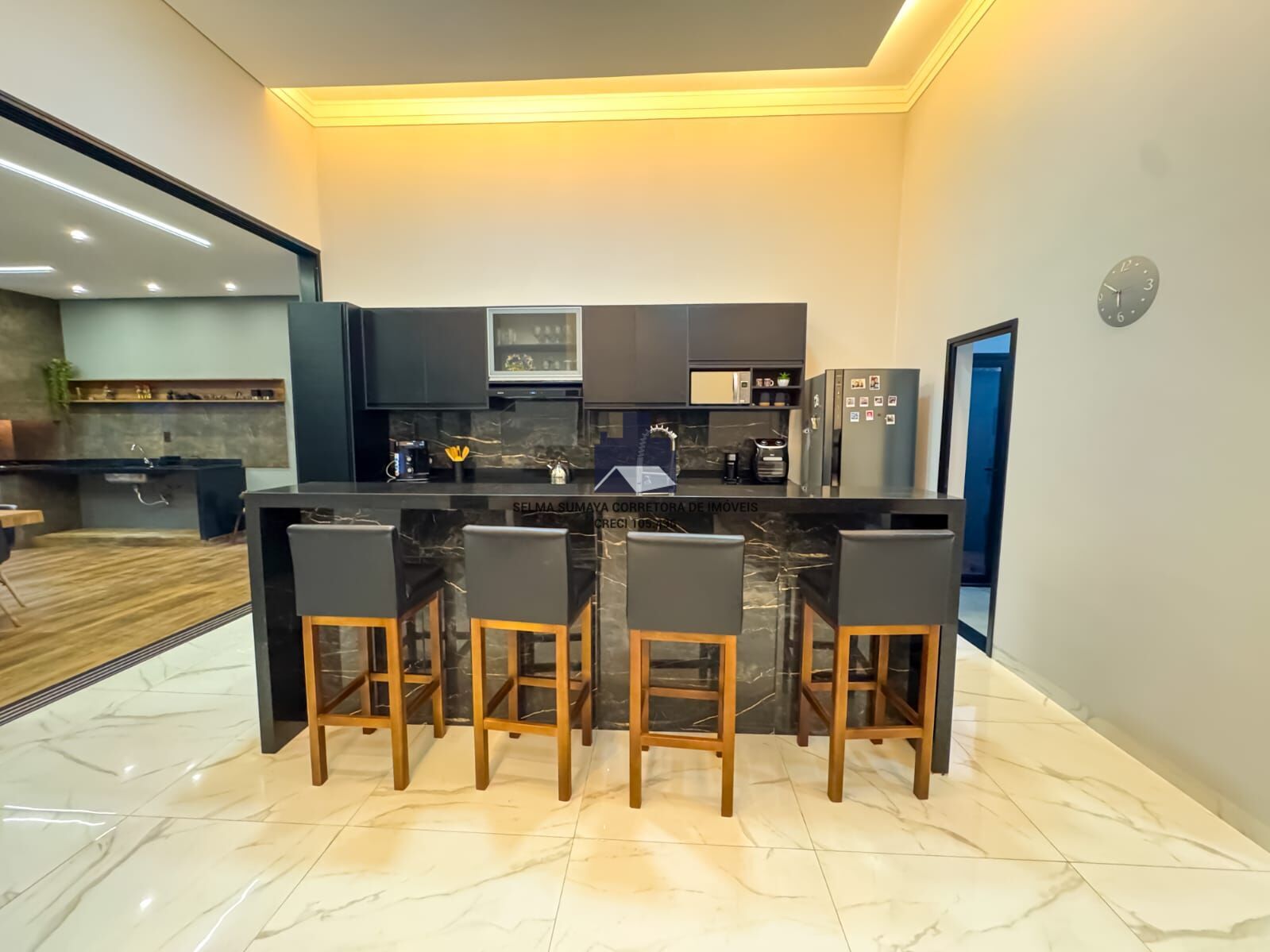 Casa de Condomínio com 3 quartos à venda, 200m² — foto 5 de 25