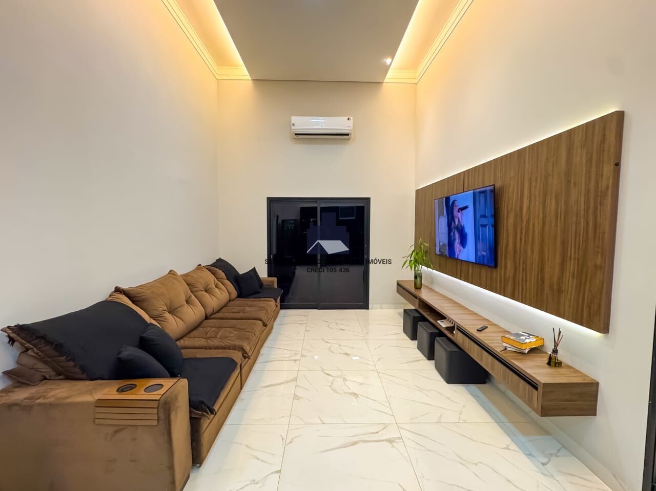 Casa de Condomínio com 3 quartos à venda, 200m² — foto 17 de 25