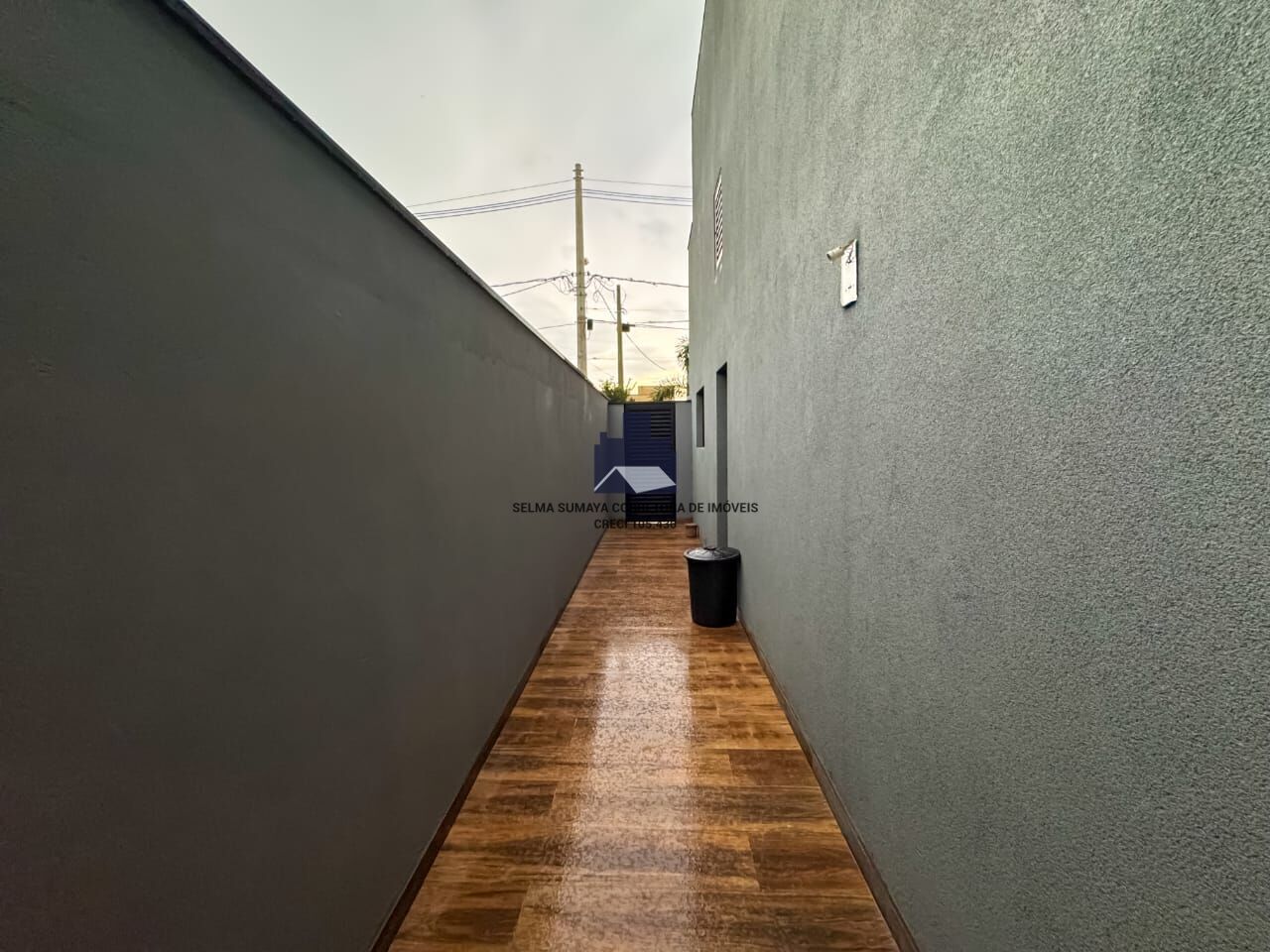 Casa de Condomínio com 3 quartos à venda, 200m² — foto 15 de 25