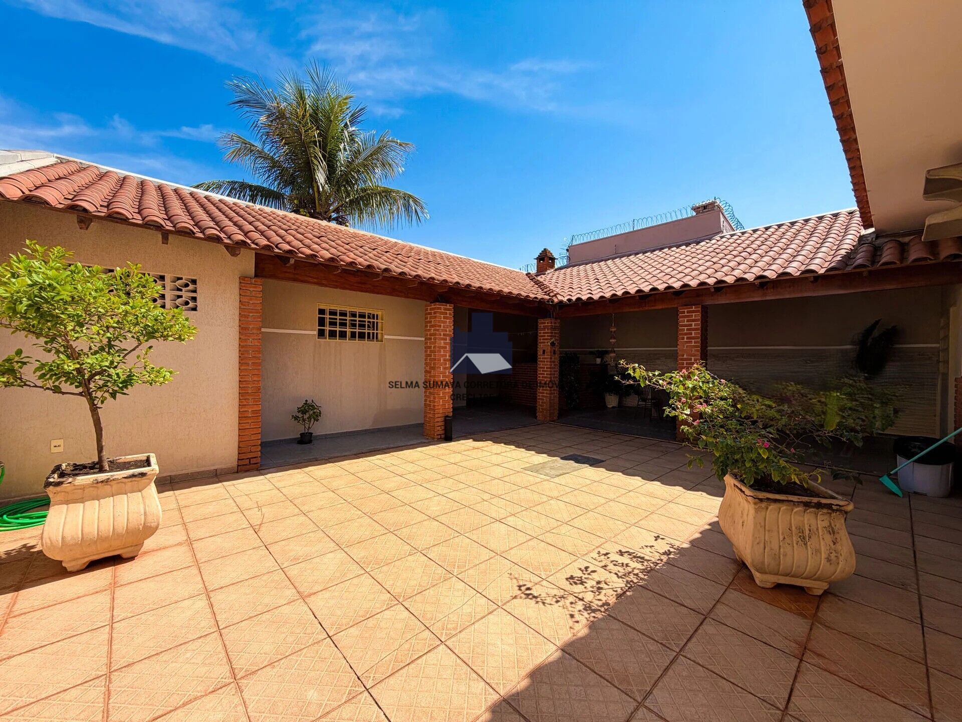 Casa com 3 quartos à venda, 270m² — foto 8 de 24