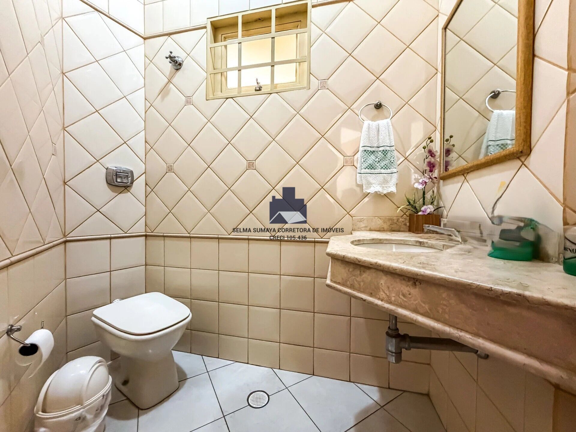 Casa com 3 quartos à venda, 270m² — foto 10 de 24