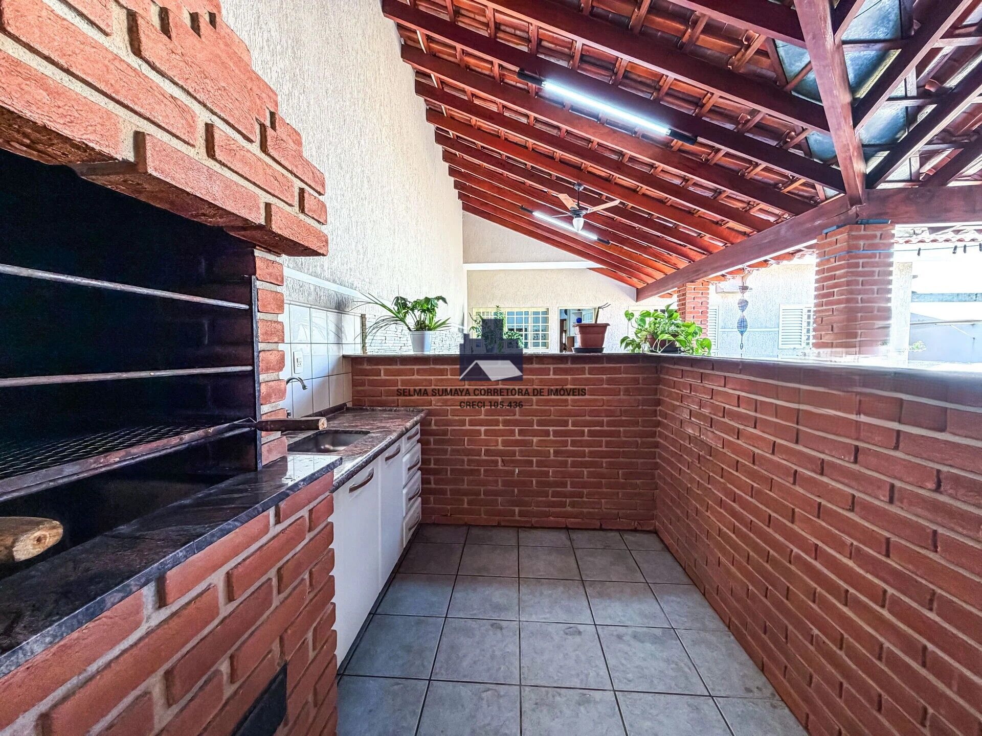 Casa com 3 quartos à venda, 270m² — foto 11 de 24