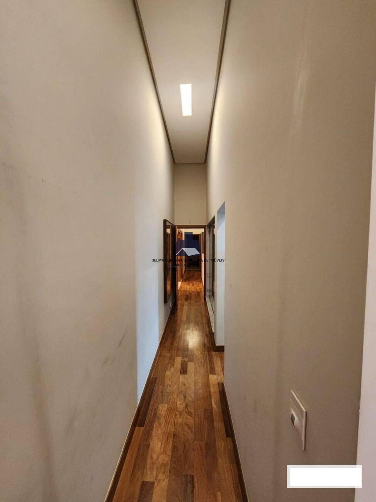 Casa de Condomínio com 3 quartos à venda, 310m² — foto 18 de 20