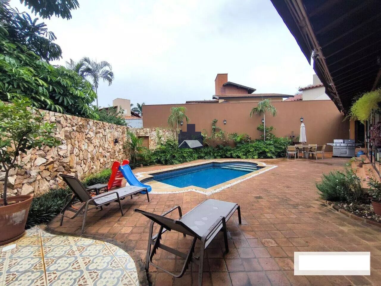 Casa de Condomínio com 4 quartos à venda, 550m² — foto 8 de 21