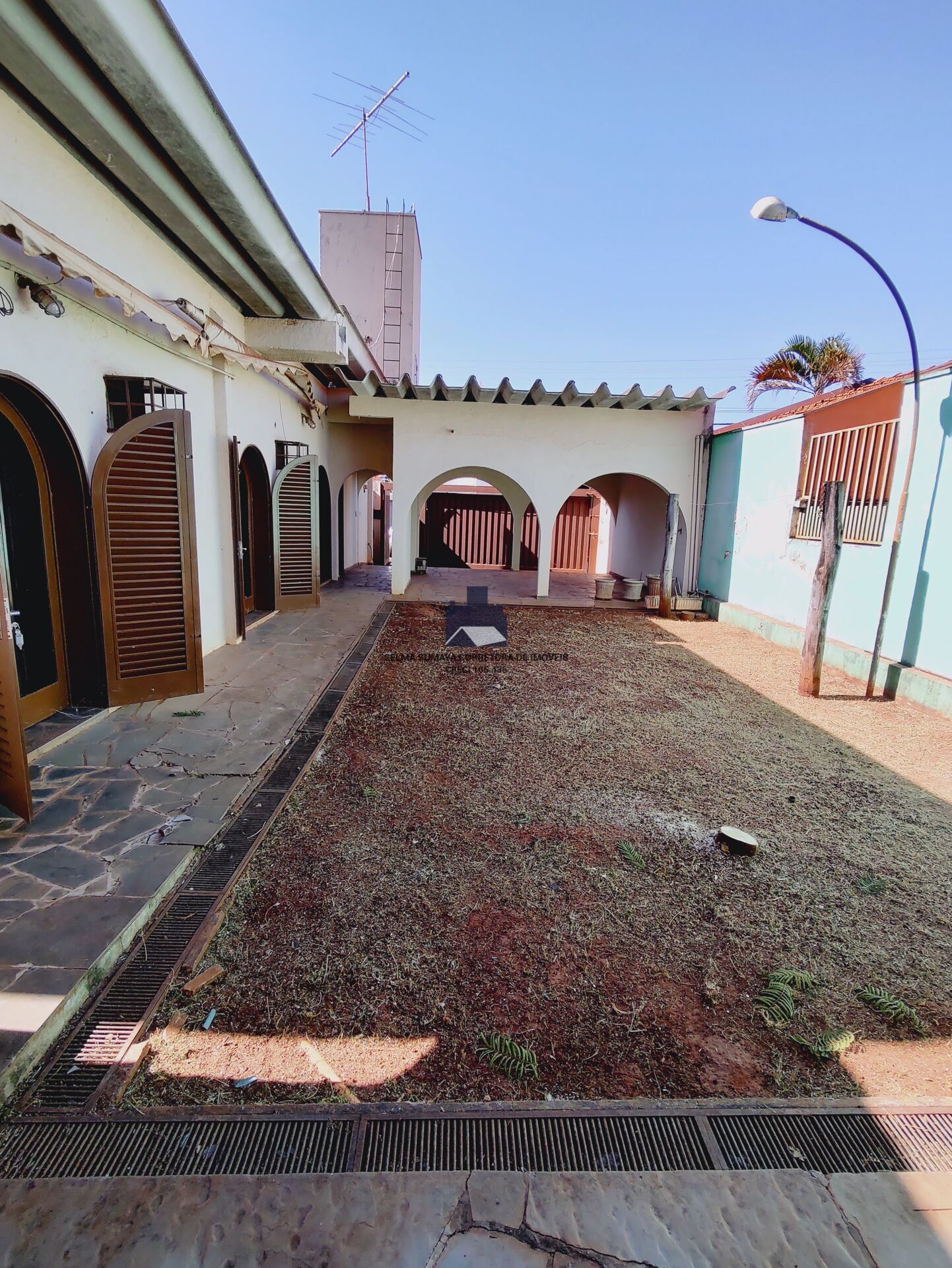 Casa com 3 quartos à venda, 236m² — foto 9 de 17