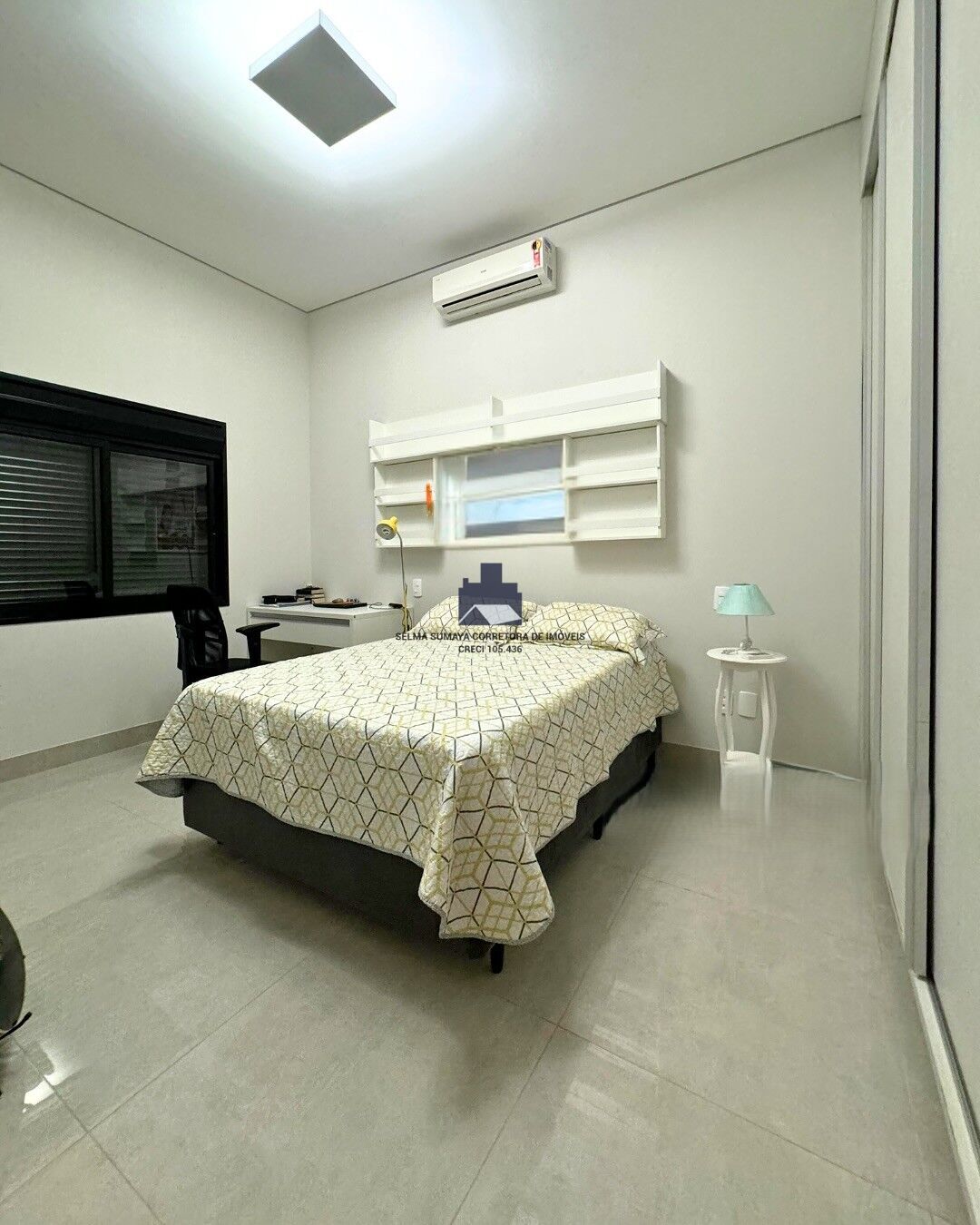 Casa de Condomínio com 3 quartos à venda, 222m² — foto 8 de 15