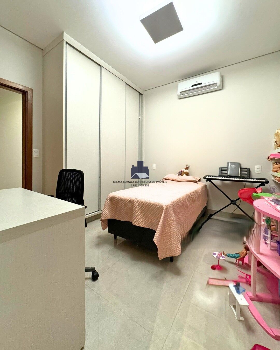 Casa de Condomínio com 3 quartos à venda, 222m² — foto 11 de 15