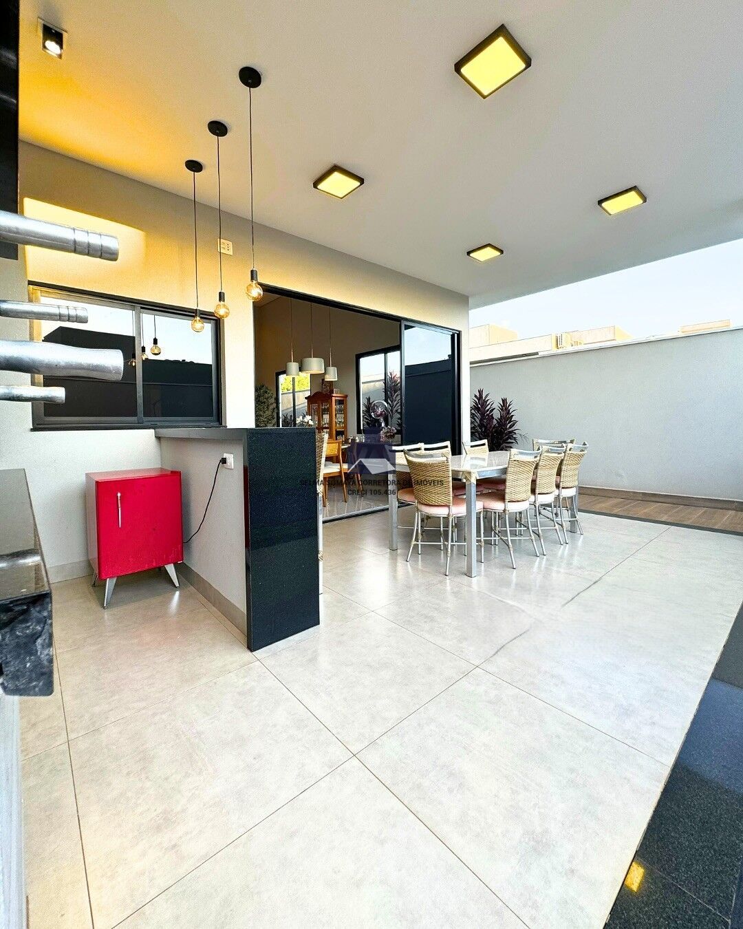 Casa de Condomínio com 3 quartos à venda, 222m² — foto 7 de 15