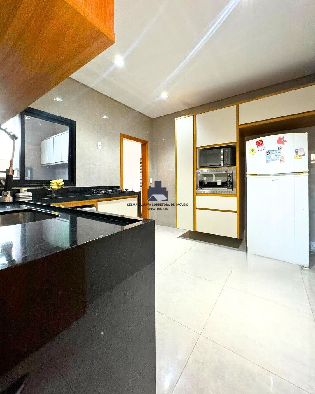 Casa de Condomínio com 3 quartos à venda, 222m² — foto 14 de 15