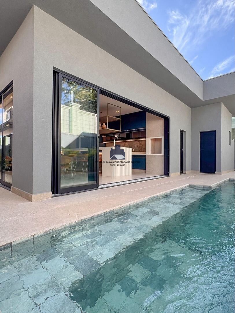 Casa de Condomínio com 4 quartos à venda, 316m² — foto 4 de 12