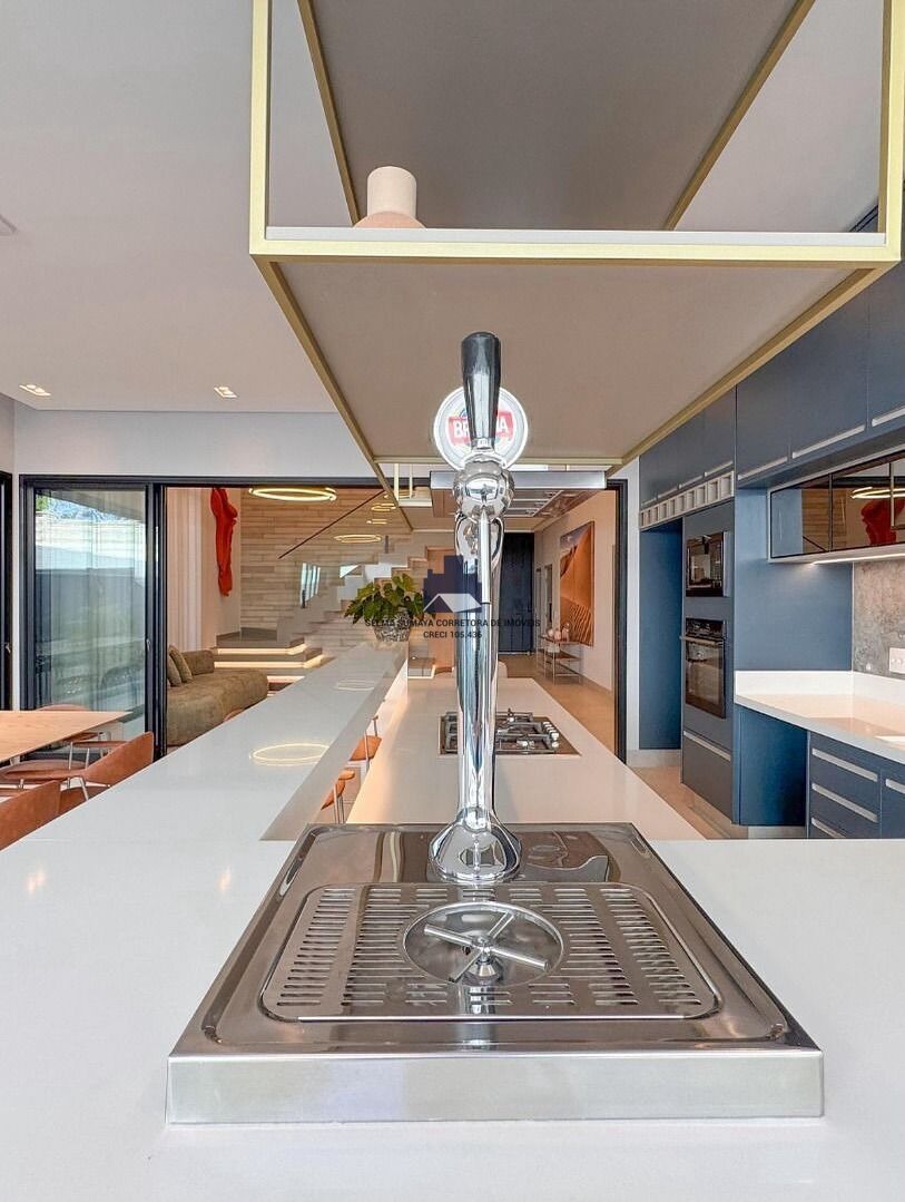 Casa de Condomínio com 4 quartos à venda, 316m² — foto 6 de 12