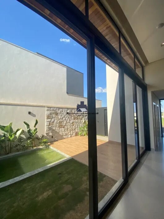Casa de Condomínio com 3 quartos à venda, 165m² — foto 18 de 27