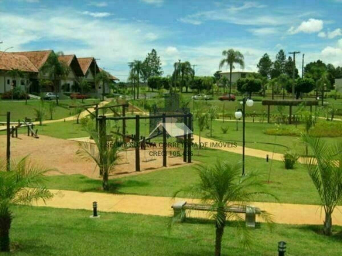 Terreno / Lote / Condomínio à venda, 598m² — foto 4 de 12