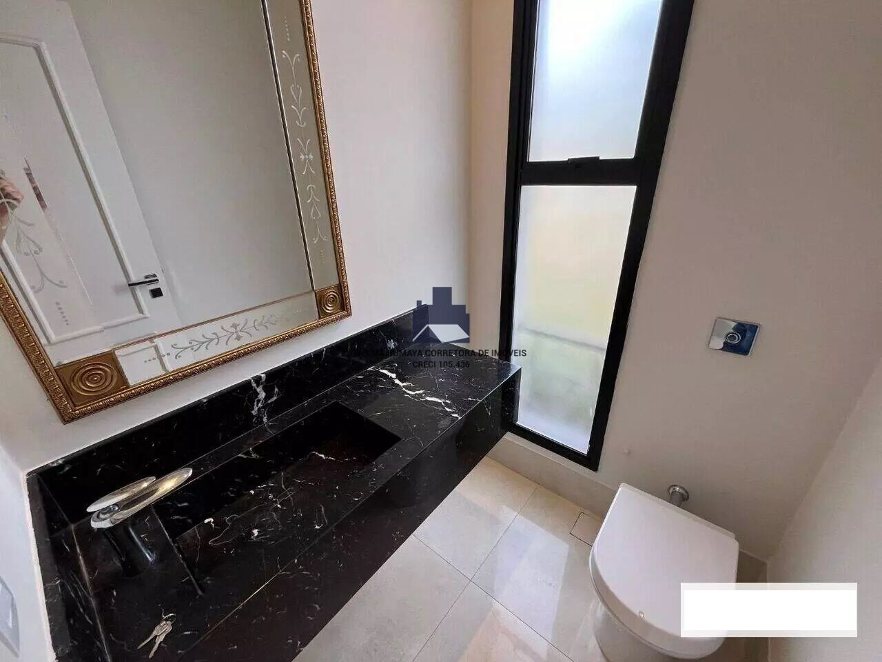 Casa de Condomínio com 3 quartos à venda, 250m² — foto 16 de 18