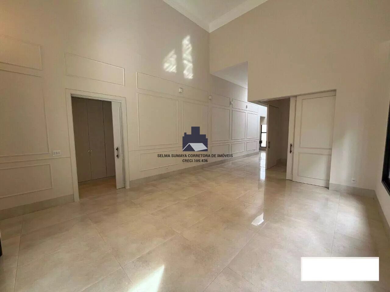 Casa de Condomínio com 3 quartos à venda, 250m² — foto 8 de 18