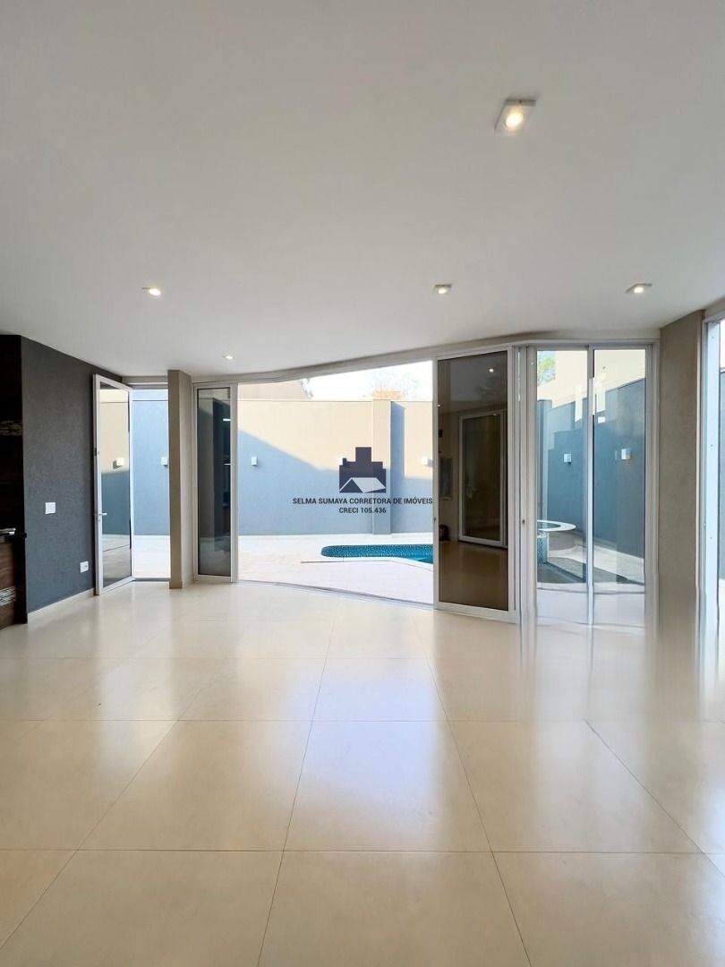 Casa de Condomínio com 4 quartos à venda, 330m² — foto 9 de 20