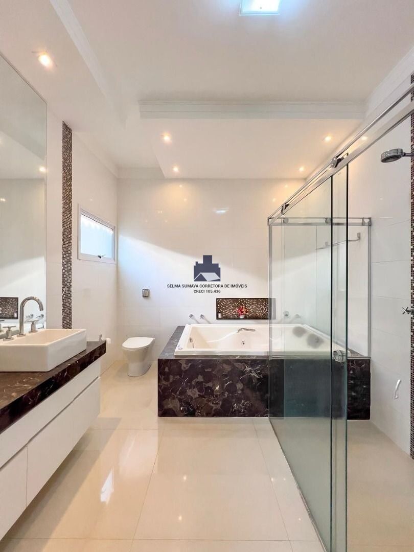 Casa de Condomínio com 4 quartos à venda, 330m² — foto 13 de 20