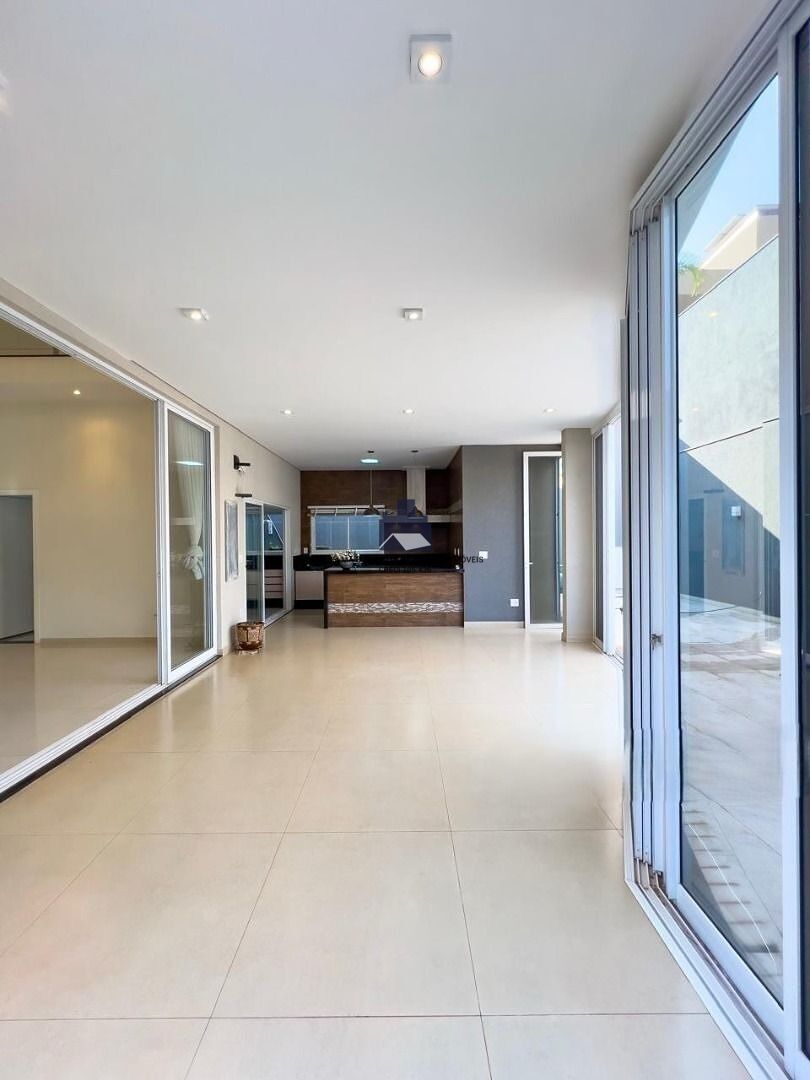 Casa de Condomínio com 4 quartos à venda, 330m² — foto 5 de 20