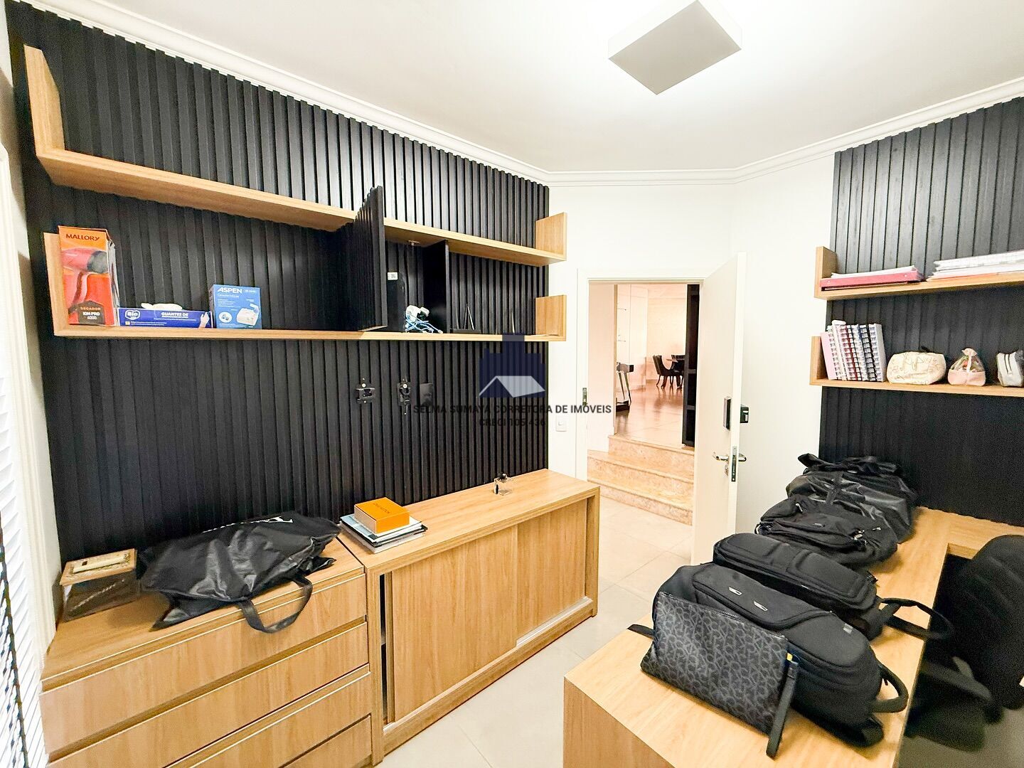 Casa de Condomínio com 3 quartos à venda, 290m² — foto 16 de 17