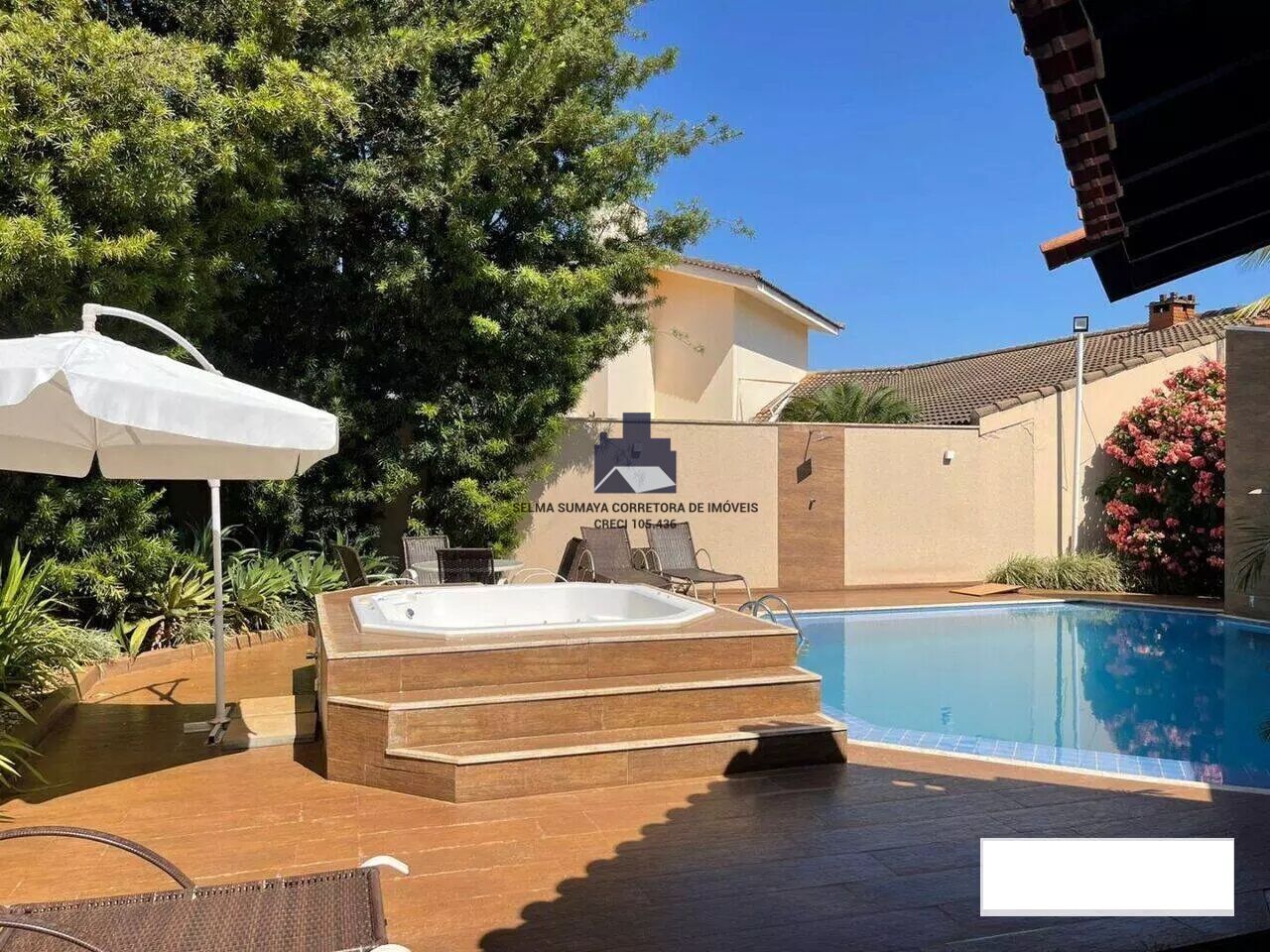 Casa de Condomínio com 3 quartos à venda, 460m² — foto 17 de 25