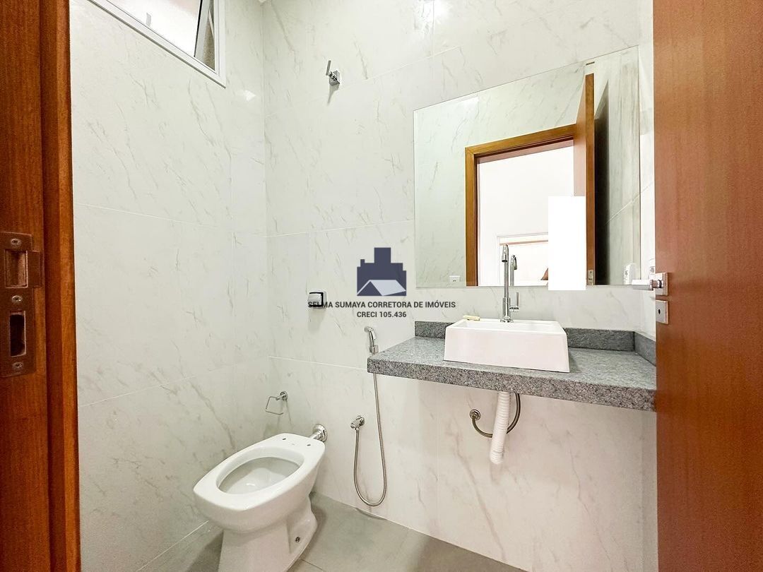 Casa de Condomínio com 3 quartos à venda, 250m² — foto 9 de 11