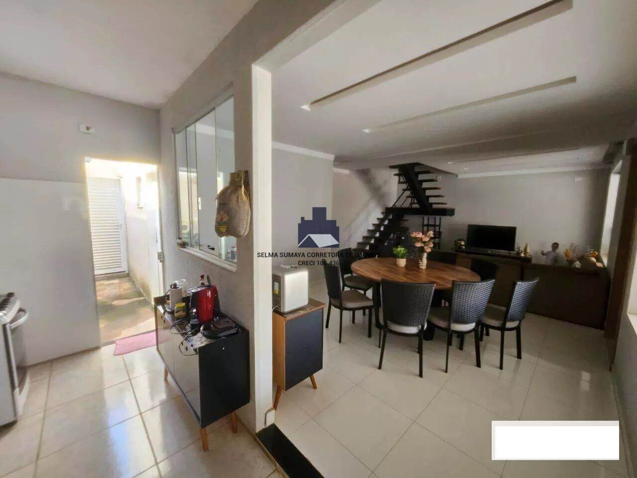 Casa com 5 quartos à venda, 220m² — foto 4 de 21