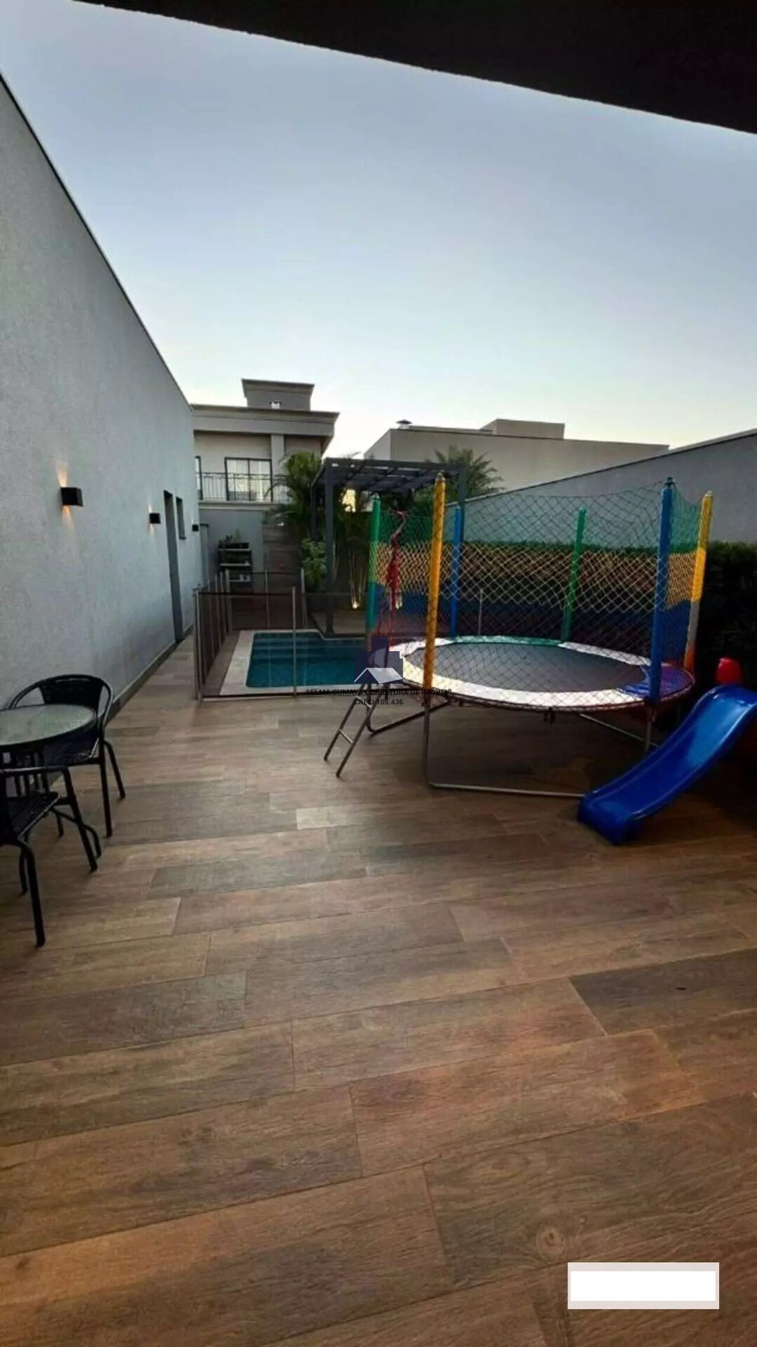 Casa de Condomínio com 3 quartos à venda, 195m² — foto 5 de 25