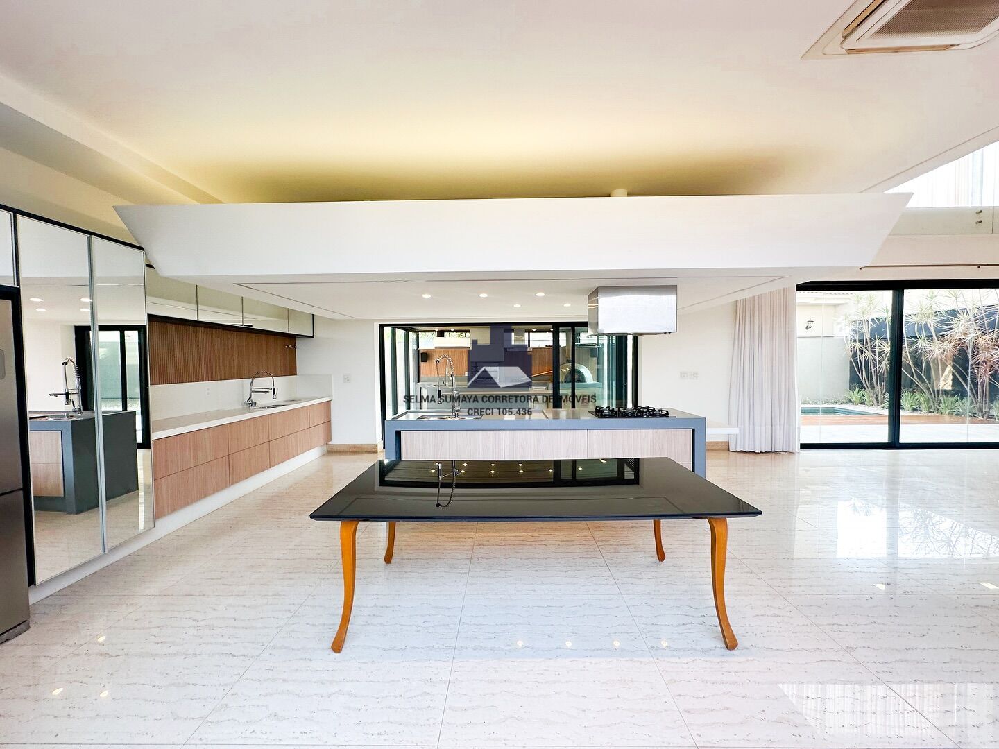 Casa de Condomínio com 4 quartos à venda, 450m² — foto 6 de 18