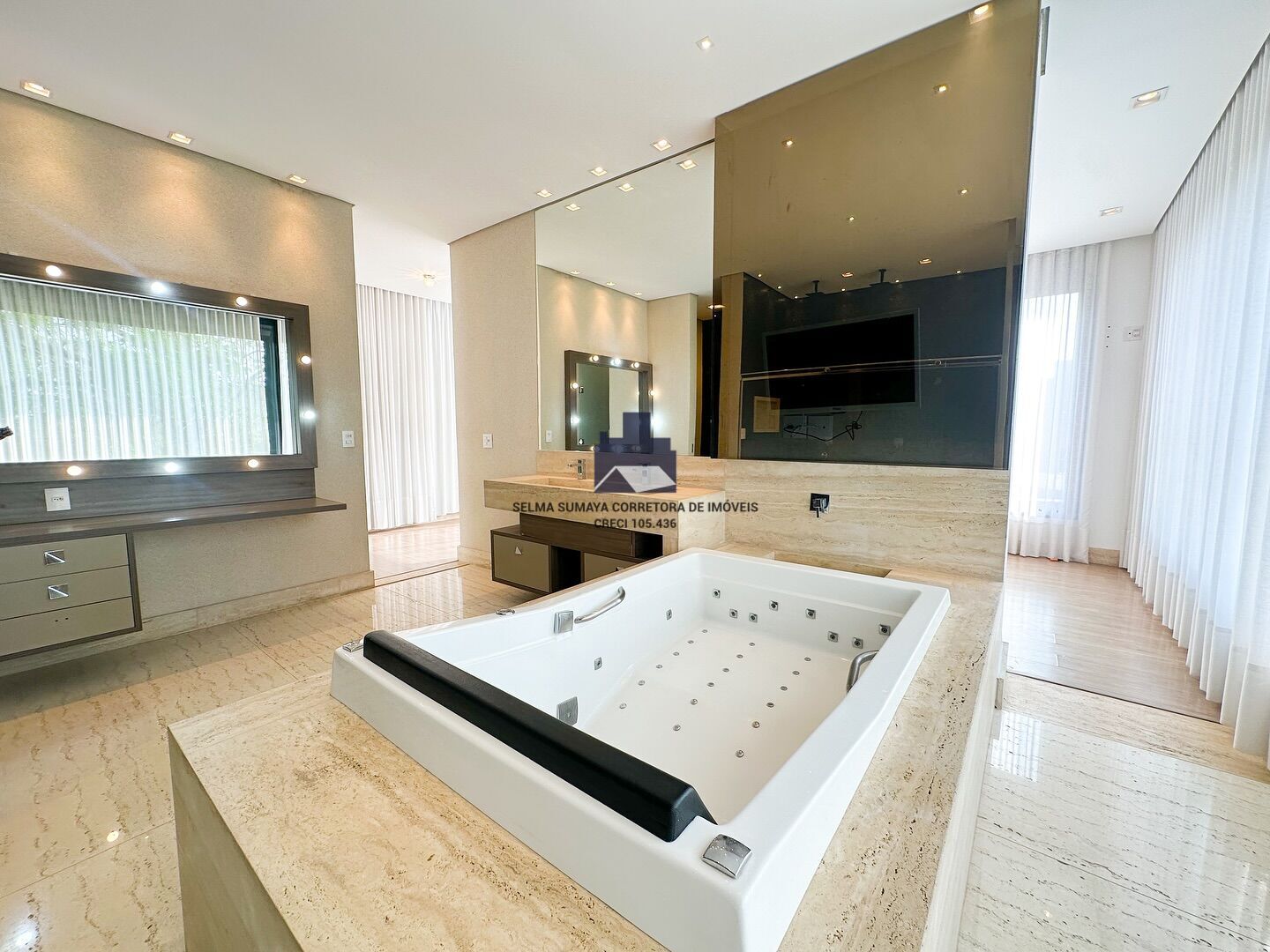 Casa de Condomínio com 4 quartos à venda, 450m² — foto 12 de 18
